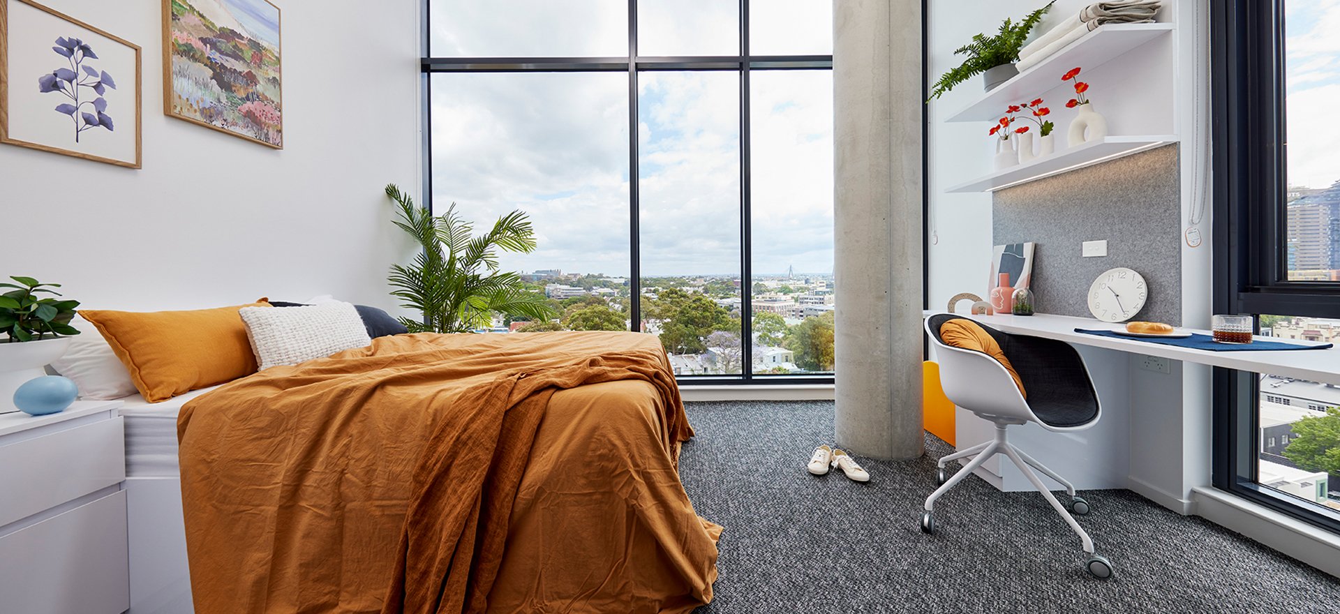 Redfern-med-stud-views