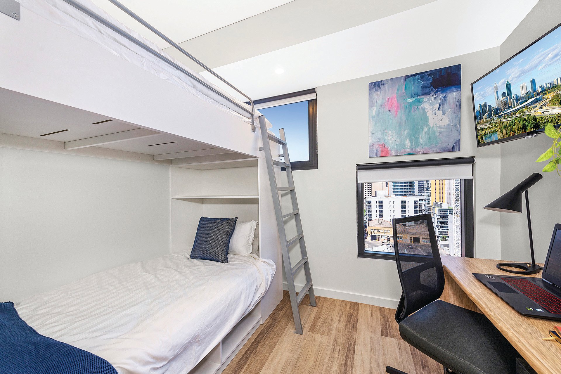 Twin Bunk Apartment