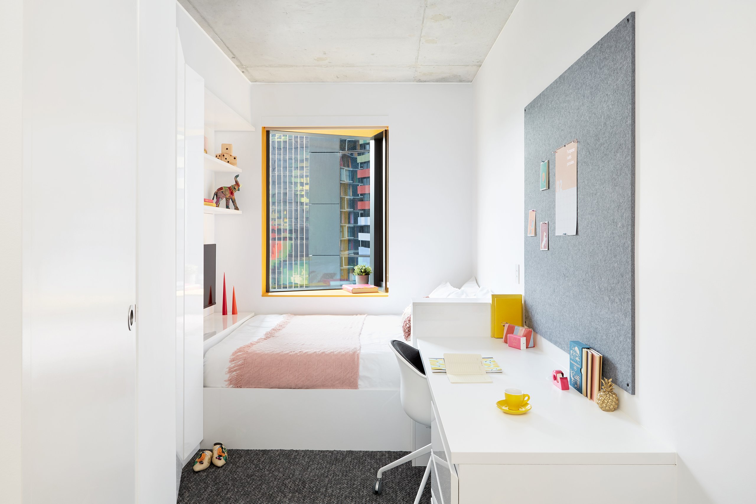 Scape-Carlton-6-Bedrrom-Ap-EnSuite-Room_WEB